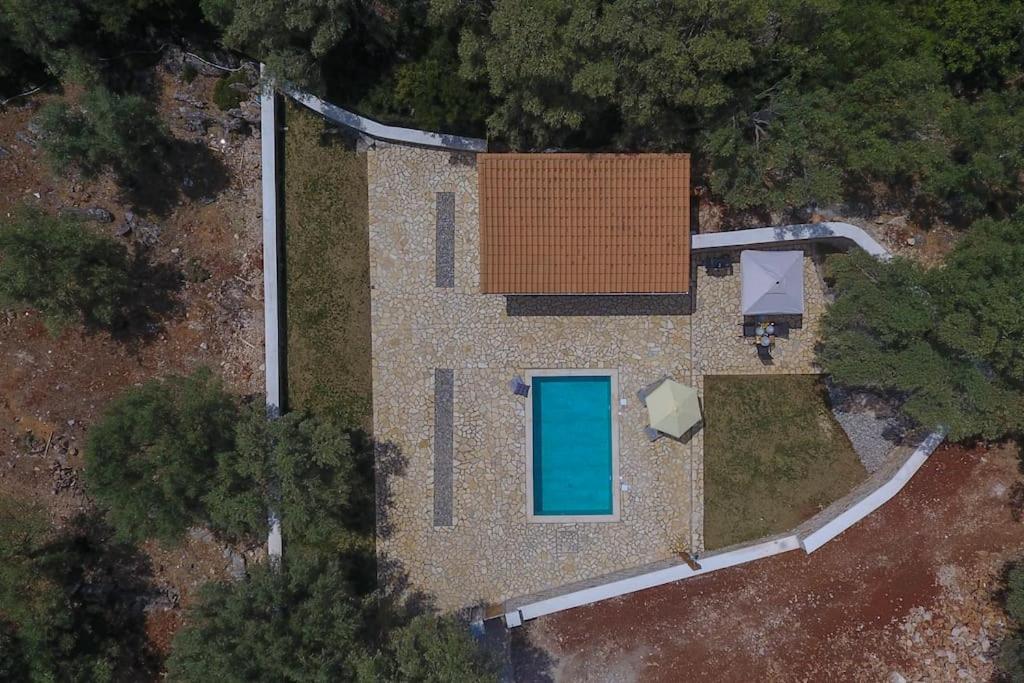 Вілла Lefkolia Retreat Сівота Екстер'єр фото